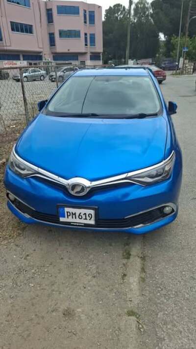 Toyota Auris 1.5 2015
