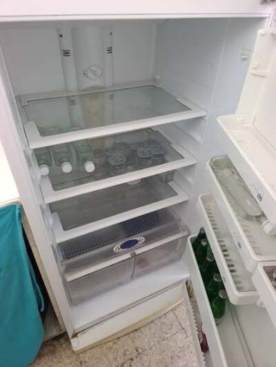 Stove & Refrigerator