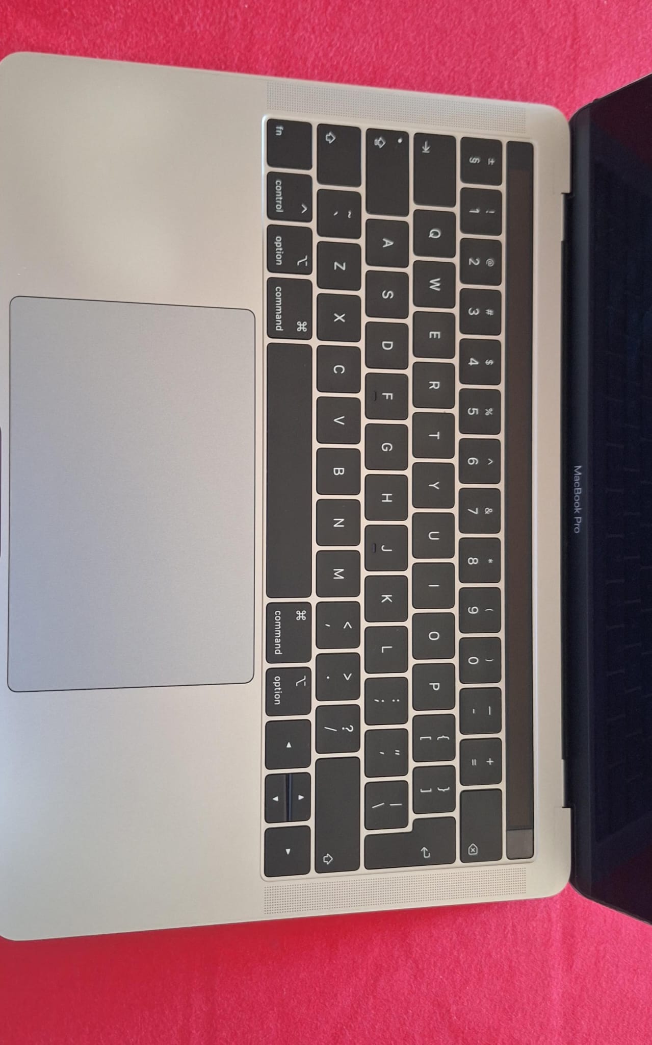 Satılık MacBook Pro 13 2019 – 16GB | PazarKibris