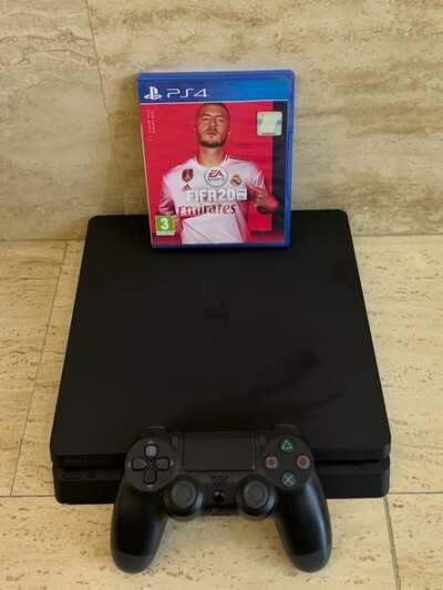 PS4 Slim Konsol