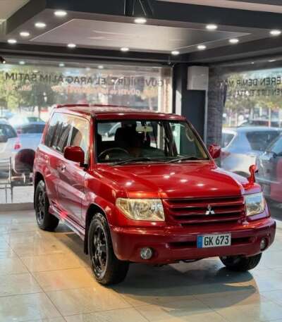 2002 Mitsubishi Pajero Mini