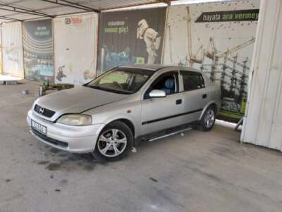 Opel 1.6 – 2000 Model