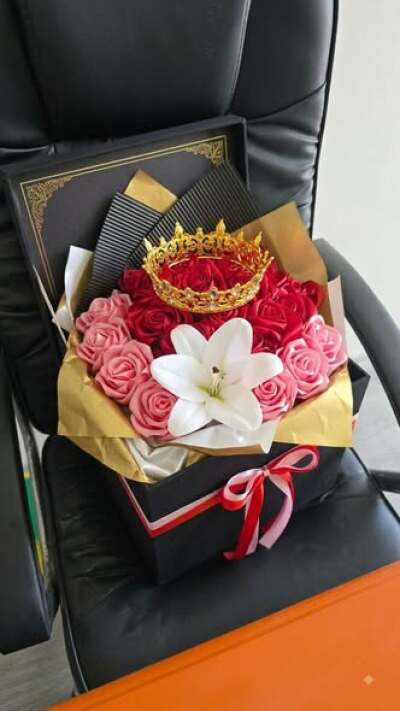 Non-Wilting Rose Bouquets