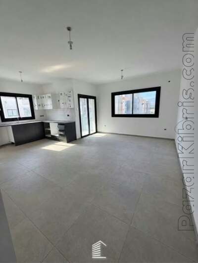 Küçük Kaymaklı 2+1 Apartment for Sale