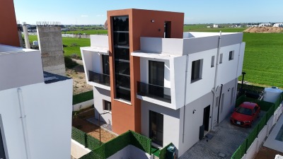 Private 4+1 Villa with Pool in İskele Ötüken